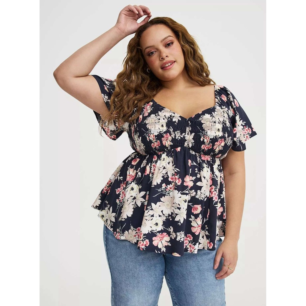 Torrid Whimsical Daisy Floral Smocked Challis Babydoll Top Navy Multi 3X 22-24